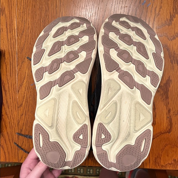 Hoka Women's Clifton 9 Black and Pink Sneakers - Picture 5 of 6